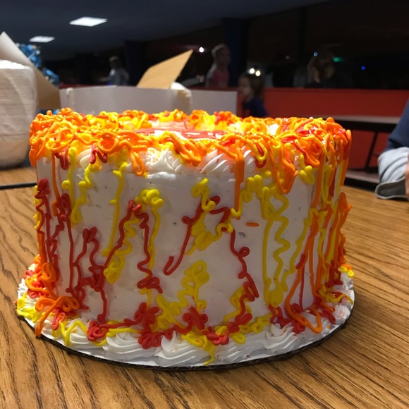 Meet your Posher, Amy - Picture 1 of 1